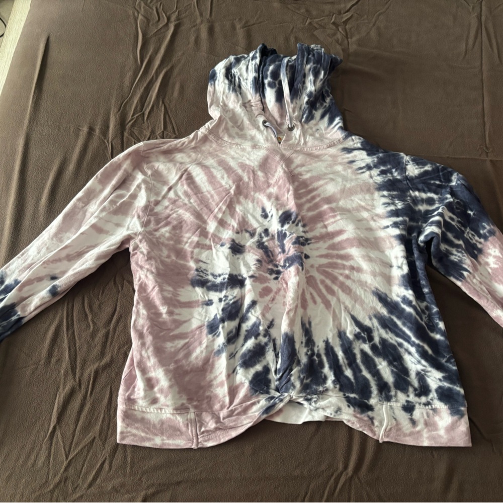 C&C California Spiral Tie-Dye Hoodie in Pink and Navy